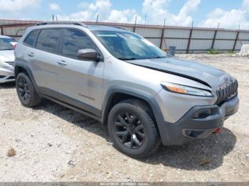  Salvage Jeep Cherokee