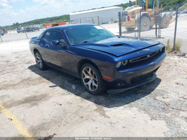  Salvage Dodge Challenger