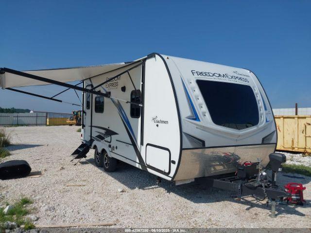  Salvage Coachmen Freedom Ex