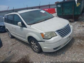 Salvage Chrysler Town & Country