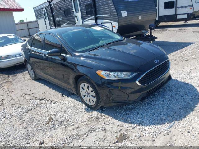  Salvage Ford Fusion