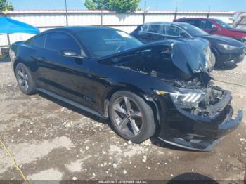  Salvage Ford Mustang