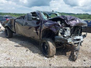  Salvage Chevrolet Silverado 2500