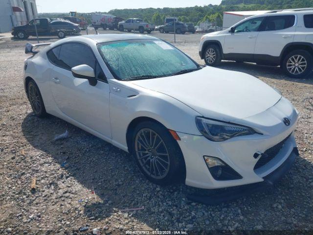  Salvage Scion FR-S