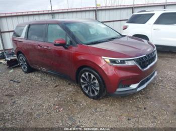  Salvage Kia Carnival
