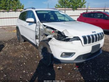  Salvage Jeep Cherokee