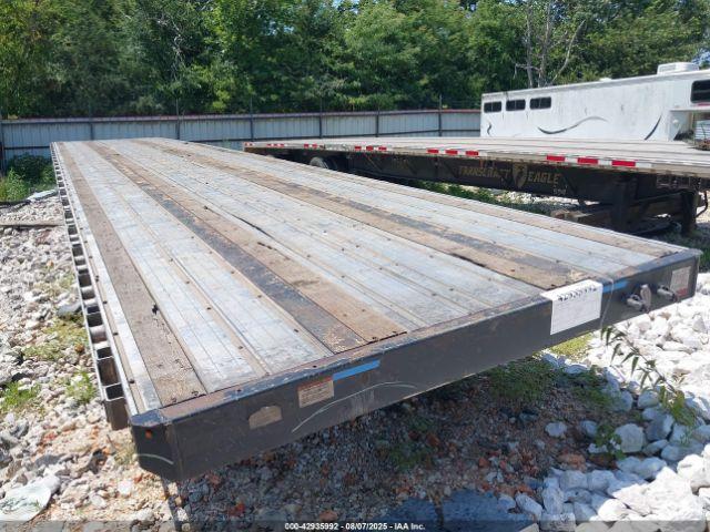  Salvage Great Dane Trailers Other