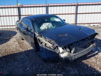  Salvage Dodge Challenger