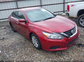  Salvage Nissan Altima