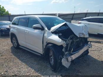  Salvage Toyota Highlander