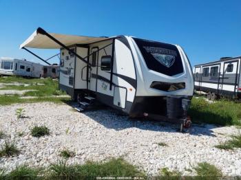 Salvage Winnebago Instinct