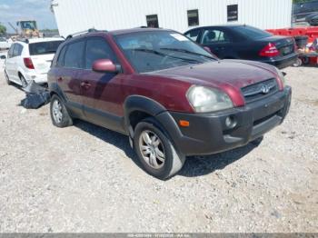  Salvage Hyundai TUCSON
