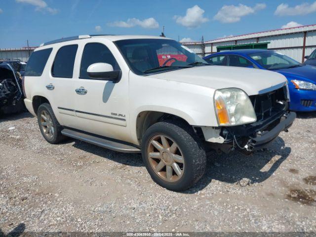  Salvage GMC Yukon