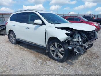  Salvage Nissan Pathfinder