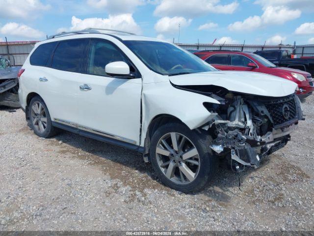  Salvage Nissan Pathfinder