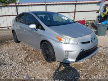  Salvage Toyota Prius