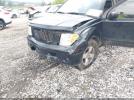 Nissan Frontier Le Image 5