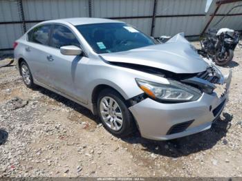  Salvage Nissan Altima