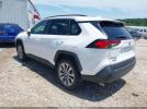 Toyota RAV4 Xle Premium Image 15