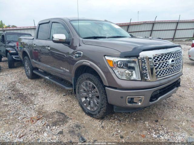  Salvage Nissan Titan