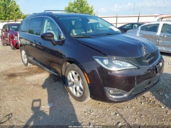  Salvage Chrysler Pacifica