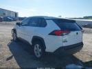Toyota RAV4 Le Image 7