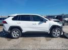 Toyota RAV4 Le Image 6