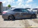 Toyota Camry Se Image 12