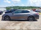 Toyota Camry Se Image 10