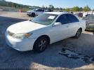 Toyota Camry Le Image 3