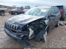 Jeep Cherokee Latitude Image 2