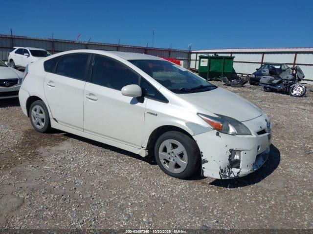  Salvage Toyota Prius