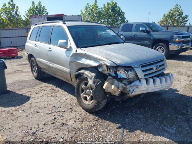 Salvage Toyota Highlander