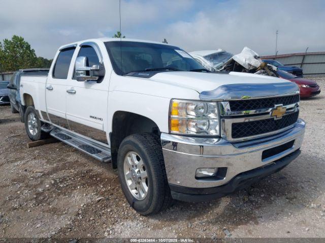  Salvage Chevrolet Silverado 2500