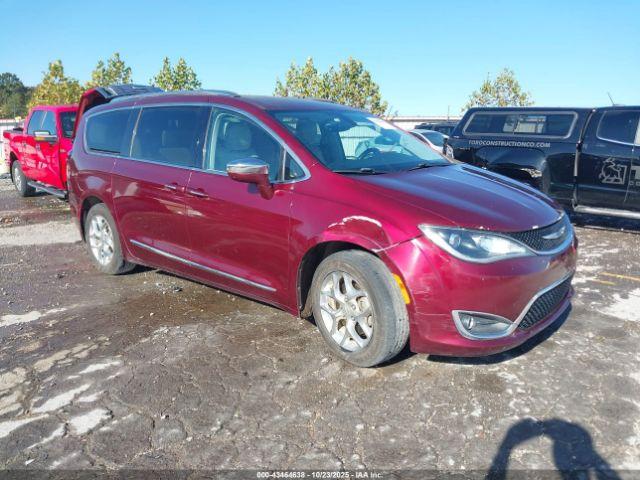  Salvage Chrysler Pacifica