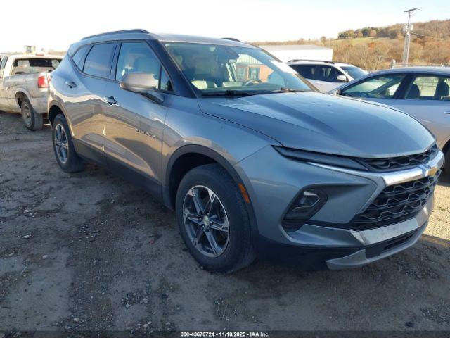  Salvage Chevrolet Blazer
