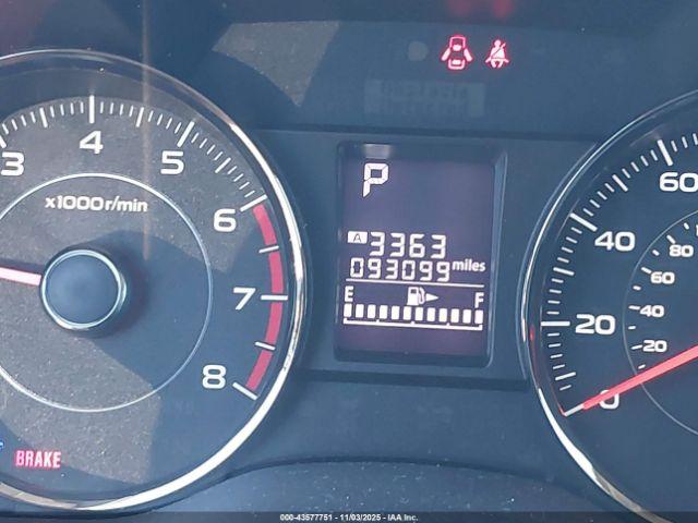 Subaru Forester 2.5i Touring Image 3