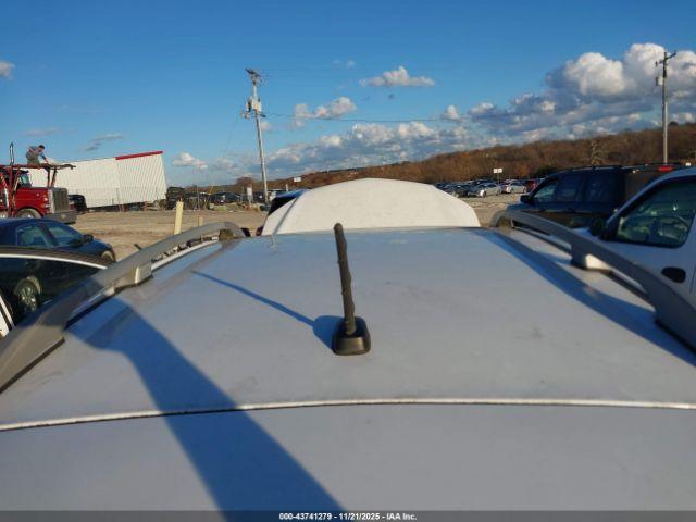 Chevrolet Captiva Lt Image 2