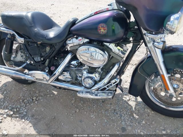 Harley-Davidson Flhtcse Image 7