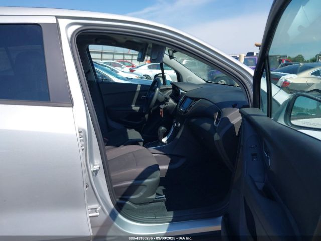 Chevrolet Trax Fwd Ls Image 13