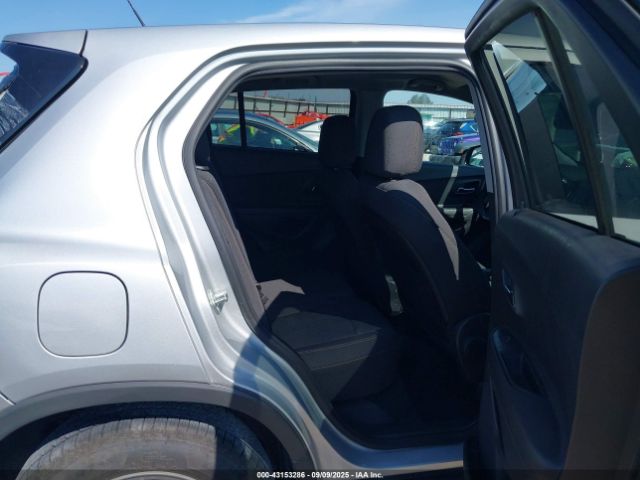 Chevrolet Trax Fwd Ls Image 14