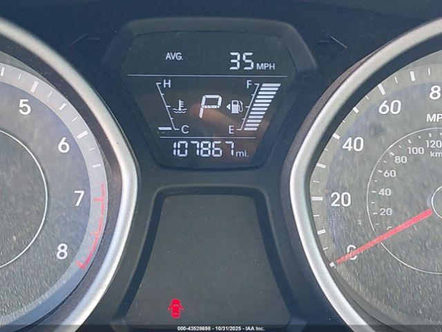 Hyundai ELANTRA Limited Image 14