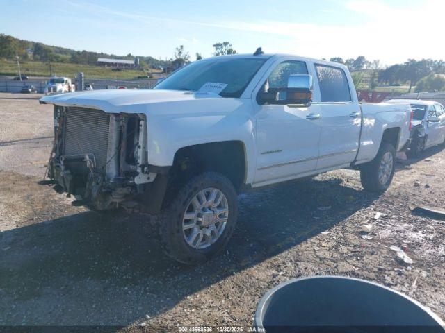 Chevrolet Silverado 3500 Ltz Image 4