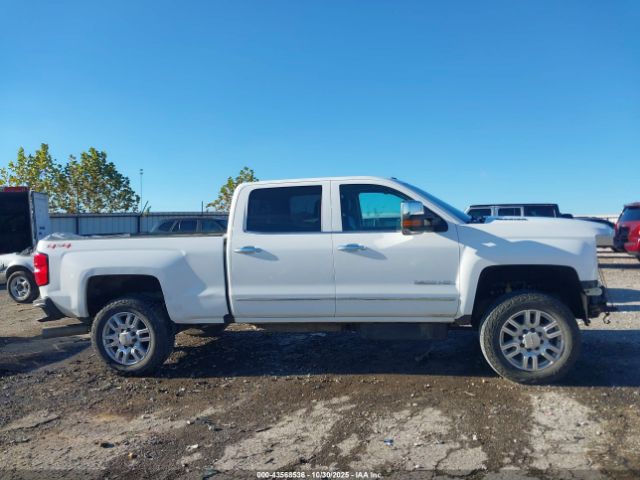 Chevrolet Silverado 3500 Ltz Image 8