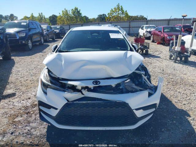 Toyota Corolla Se Image 2