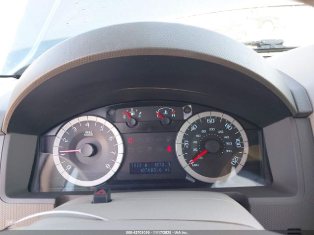 Ford Escape Xlt Image 8