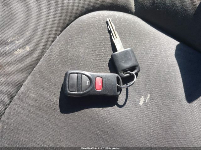 Nissan Xterra S Image 7