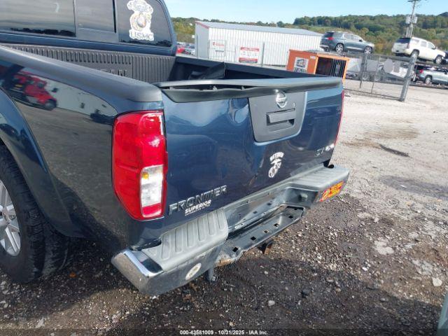 Nissan Frontier Sv Image 8