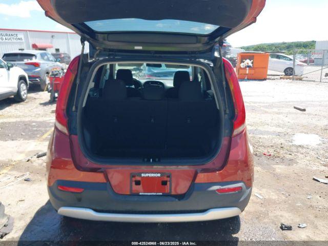 Kia Soul X-line Image 18