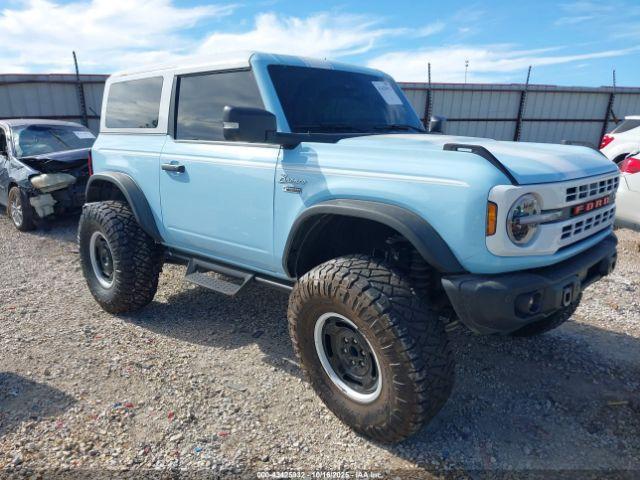  Salvage Ford Bronco